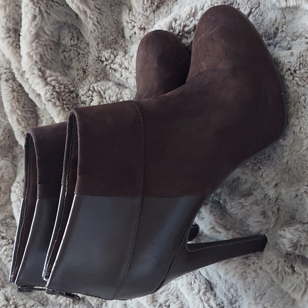 JESSICA SIMPSON BOOTIES